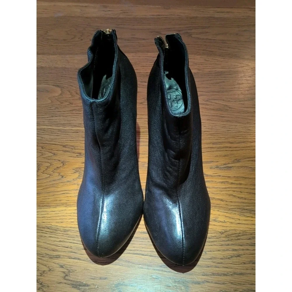 Tory Burch Corbet Black Leather Gold Heels Logo Pointed Toe Zip Women's Sz‎ 10.5